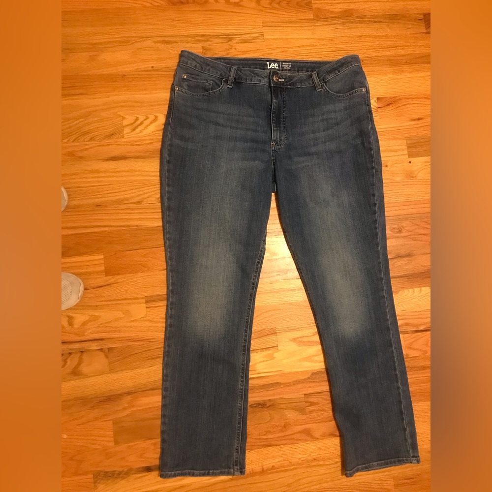 Size 18-Long.  Rider straight leg jeans. Great condition.